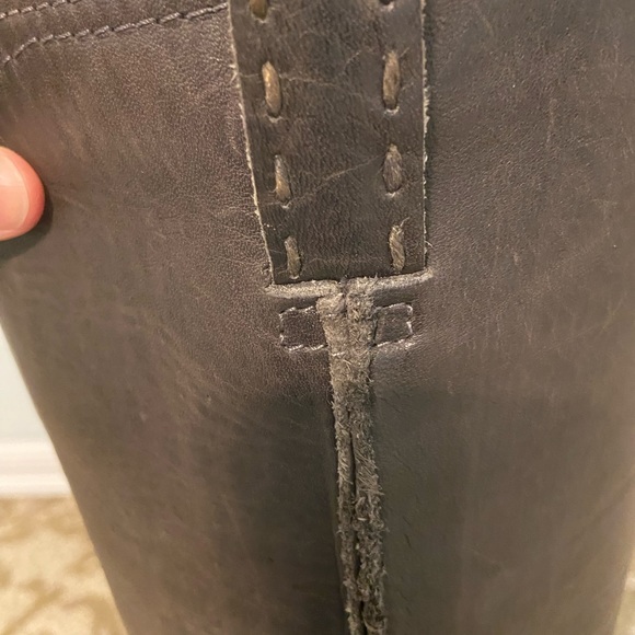 Frye | Melissa boot. Size 6.5 B. Gray. Knee high. Leather. - Picture 3 of 10